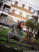 Load image into Gallery viewer, CAMERA JOGGERS - OLIVE GREEN