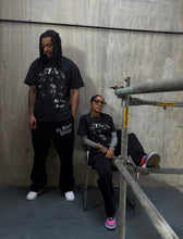 Load image into Gallery viewer, ALL EYES ON ME T-SHIRT - BLACK