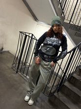 Load image into Gallery viewer, CUFFLESS JOGGERS –OLIVE/GREEN