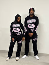 Load image into Gallery viewer, CUFFLESS JOGGERS – BLACK/PINK