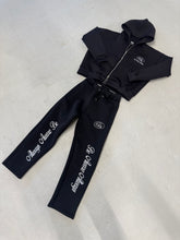 Load image into Gallery viewer, SCUBA ZIP HOODIE (BLACK)