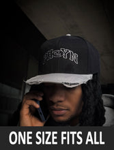 Load image into Gallery viewer, DISTRESSED SNAPBACK - BLACK/GREY
