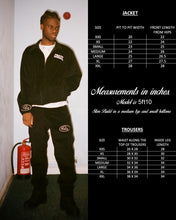 Load image into Gallery viewer, CORDUROY JACKET (BLACK)